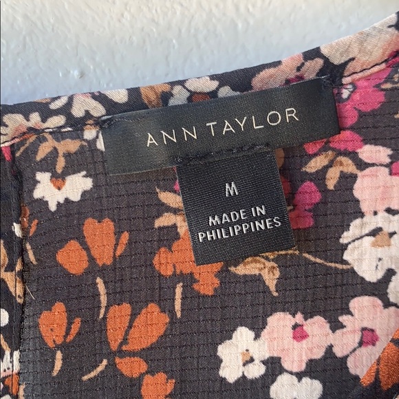 Ann Taylor blouse - Picture 4 of 7